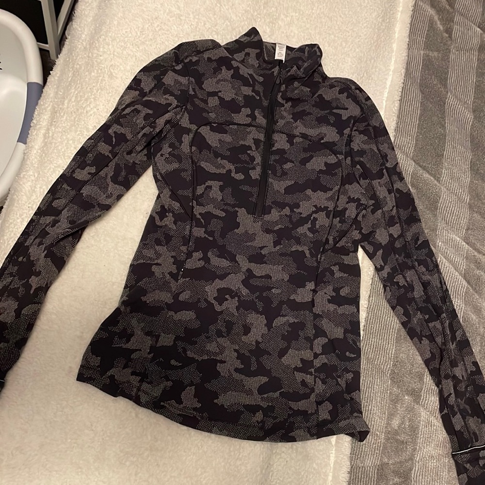 Lululemon quarter zip camo
